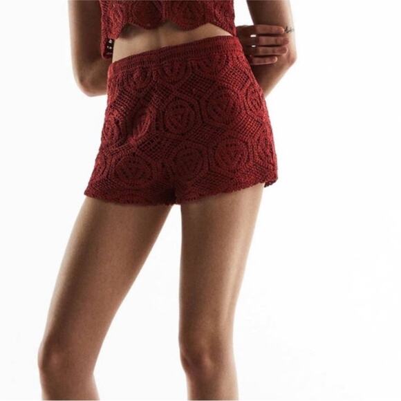 Zara Burgundy Maroon Crochet High Rise Shorts NWT LARGE Summer Elastic Pull On - Picture 14 of 14